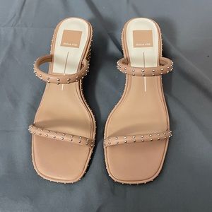 Size 8. Dolce Vita Sandal